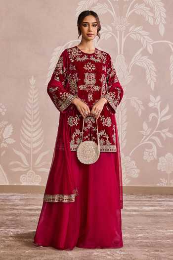 Buy_Ridhi Mehra_Fuchsia Velvet, Organza, Net Round Neck, Yes Embroidered Kurta Set _at_Aza_Fashions