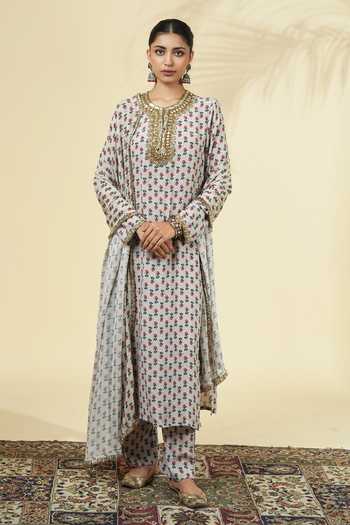 Buy_Arpita Mehta_Ivory Silk, Crepe, Georgette Round Neck Vintage Rose Butti Print Kurta Pant Set _at_Aza_Fashions