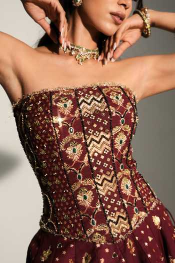 Mahima Mahajan_Red Chanderi Bandeau Neck Elina Hand Embroidered Corset Lehenga Set _Online