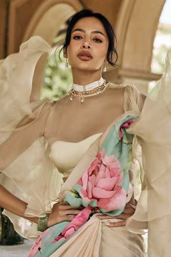 Buy_Studio 113_Beige Chiffon Monica Ocean Breeze Ombre Saree With Running Blouse _Online_at_Aza_Fashions
