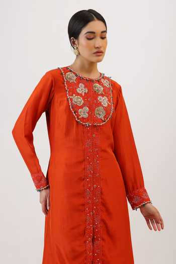 Vidushi Gupta_Orange Silk, Modal Round Neck, Blossoming Botanical Embroidered Kurta And Pant Set _Online_at_Aza_Fashions