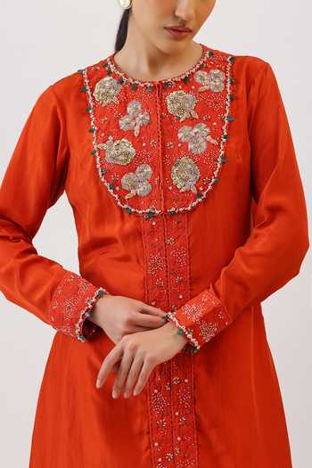 Vidushi Gupta_Orange Silk, Modal Round Neck, Blossoming Botanical Embroidered Kurta And Pant Set _at_Aza_Fashions