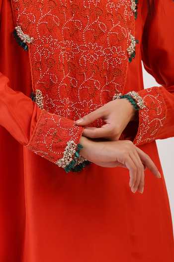 Vidushi Gupta_Orange Silk, Modal, Shantoon Floral Threadwork Asymmetric Kurta And Dhoti Pant Set _Online
