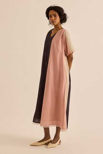 Kharakapas_Multi Color Muslin (mulmul) V-neck Puce Block Dress _Online_at_Aza_Fashions