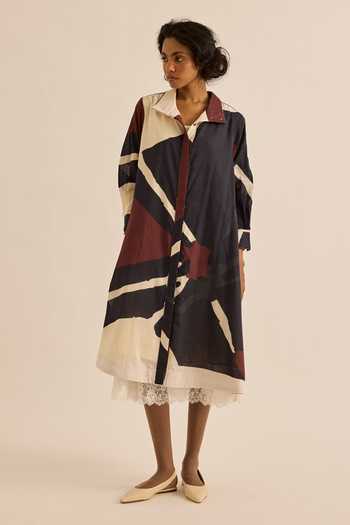 Buy_Kharakapas_Multi Color Muslin (mulmul) Button-down Earthbound Abstract Pattern Shirt Dress _at_Aza_Fashions
