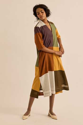 Buy_Kharakapas_Multi Color Muslin (mulmul) V-neck Marl Block Paneled Dress _Online_at_Aza_Fashions
