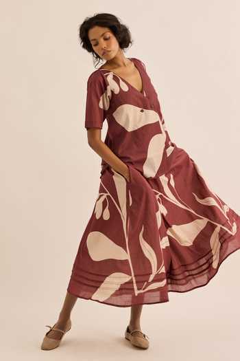Buy_Kharakapas_Off White Muslin V-neck Nerine Abstract Floral Print Top And Skirt Co-ord Set _Online_at_Aza_Fashions