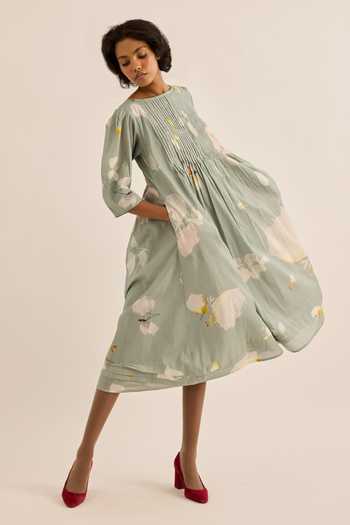 Buy_Kharakapas_Green Muslin Boat Neck Cornflower Floral Print Dress _Online_at_Aza_Fashions
