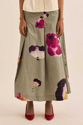 Shop_Kharakapas_Green Oxford Moon Mist Painterly Floral Print Skirt _Online_at_Aza_Fashions