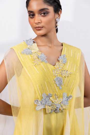Buy_Smriti By Anju Agarwal_Lime Organza, Chinon V-neck Aurelia Veil Jumpsuit And Cape Set 
