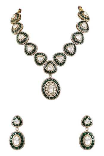 Shop_Auraa Trends_Green Kundan Necklace Set _Online_at_Aza_Fashions