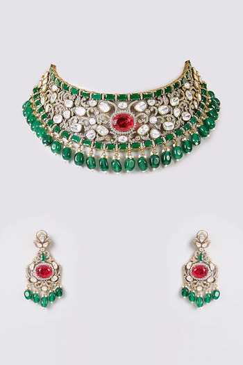 Shop_Auraa Trends_Green Emerald Kundan Choker Necklace Set _at_Aza_Fashions