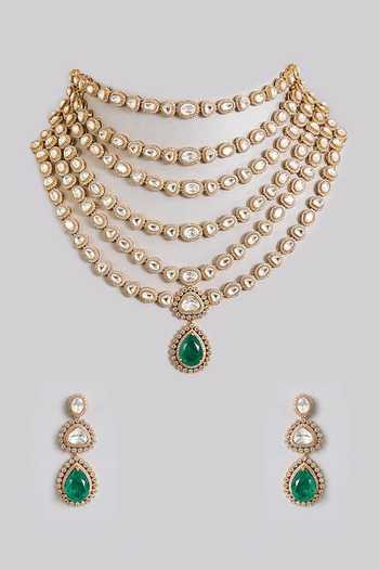 Shop_Auraa Trends_Green Layered Emerald Kundan Necklace Set _at_Aza_Fashions
