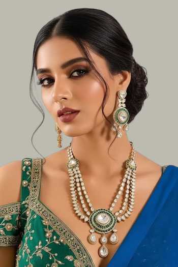 Buy_Auraa Trends_Green Enameled Layered Necklace Set _at_Aza_Fashions