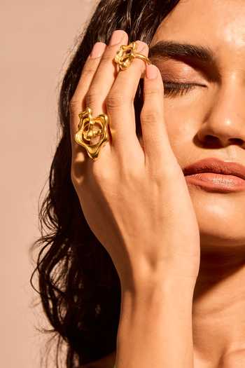 Buy_Mnsh_Gold Plated Aura Flow Rings - 2 Pcs _at_Aza_Fashions