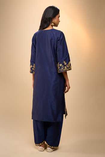 Shop_Samyukta Singhania_Blue Silk Round Neck Embroidered Raw Kurta Set _at_Aza_Fashions