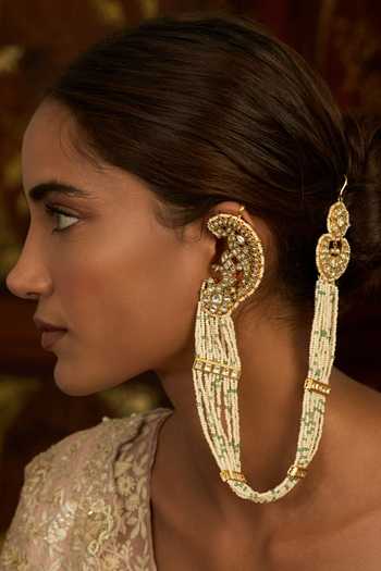 Buy_Preeti Mohan_Gold Plated Navya Kundan Earcuff With Ear Chains _Online_at_Aza_Fashions
