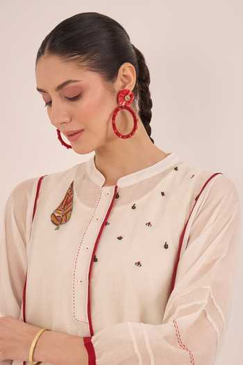Shop_Shivani Bhargava_Ivory Silk, Chanderi Mandarin Collar Firdaus Side Checked Kali Kurta 