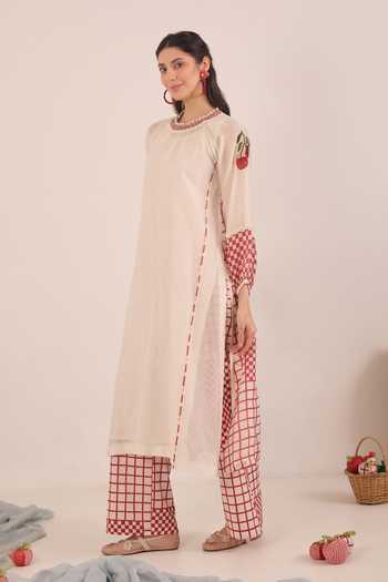 Shivani Bhargava_Ivory Silk, Chanderi Round Neck Shirin Checkered Back Kurta _Online_at_Aza_Fashions
