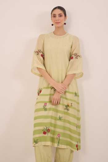 Buy_Shivani Bhargava_Green Silk, Chanderi, Cotton Round Chinar Floral Embroidered Kurta And Pant Set _Online_at_Aza_Fashions