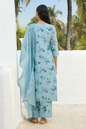Shop_Vaayu_Sky Blue Muslin, Cotton Split V-neck Floral Print Kurta Set _at_Aza_Fashions