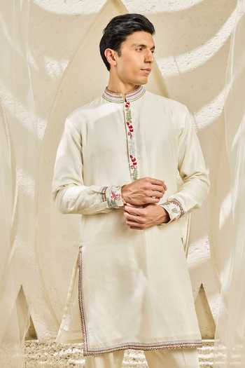 Sarab Khanijou_Red Chanderi Silk Scarlet Bloom Nehru Jacket And Kurta Set _Online_at_Aza_Fashions