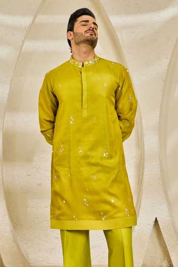 Buy_Sarab Khanijou_Yellow Chanderi Silk Floral Reverie Nehru Jacket And Kurta Set _Online_at_Aza_Fashions