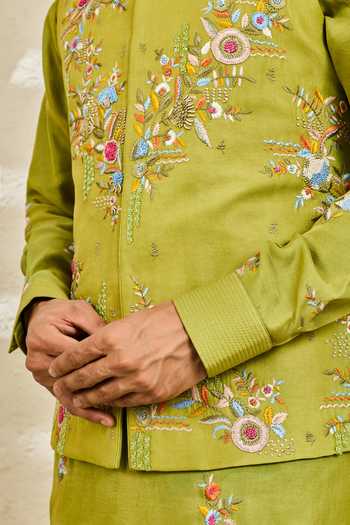 Sarab Khanijou_Green Chanderi Silk Tota Phool Nehru Jacket And Kurta Set _at_Aza_Fashions