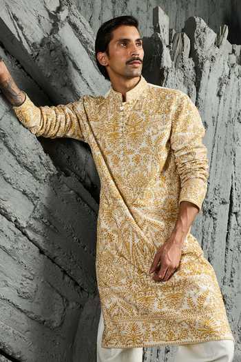 Sarab Khanijou_Ivory Chanderi Silk Gulzar Floreal Embroidered Kurta Set _Online_at_Aza_Fashions