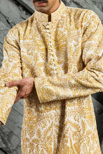 Buy_Sarab Khanijou_Ivory Chanderi Silk Gulzar Floreal Embroidered Kurta Set _Online_at_Aza_Fashions