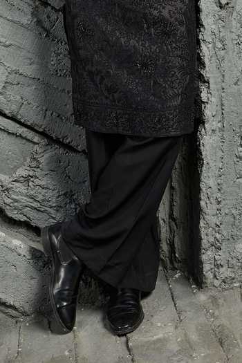 Sarab Khanijou_Black Chanderi Silk Sham Embroidered Kurta Set _Online_at_Aza_Fashions
