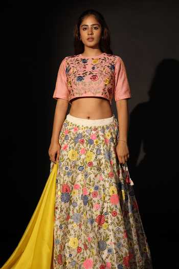 Shop_Prama By Pratima Pandey_Pink Silk, Chanderi Round Neck Floral Pattern Lehenga Set _at_Aza_Fashions
