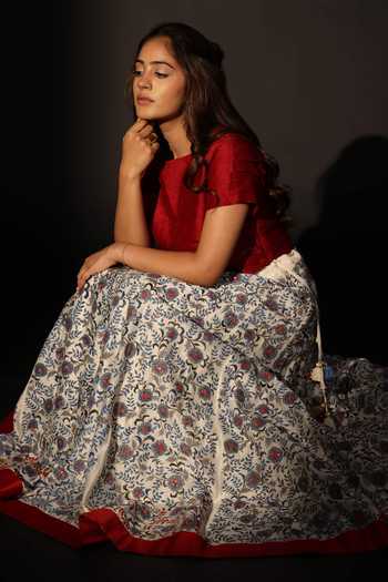 Shop_Prama By Pratima Pandey_Ivory Silk, Chanderi Boat Neck Hand Painted Lehenga Set _at_Aza_Fashions
