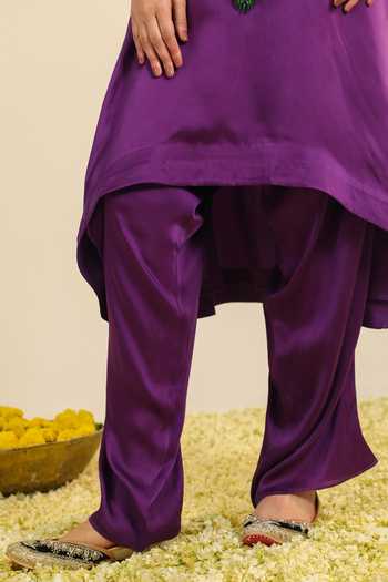Buy_Roohbyridhimaa_Purple Silk Satin Scoop Neck Paisley Asar Embroidered Kurta And Pant Set _Online_at_Aza_Fashions