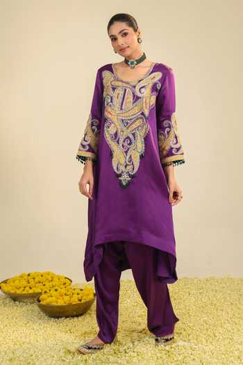 Buy_Roohbyridhimaa_Purple Silk Satin Scoop Neck Paisley Asar Embroidered Kurta And Pant Set 