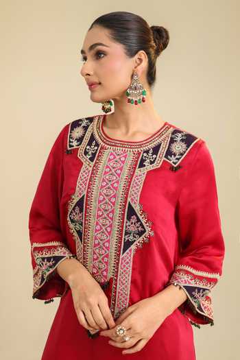 Shop_Roohbyridhimaa_Red Silk Satin Round Neck, Yes Amayra Embroidered Kurta And Pant Set _Online
