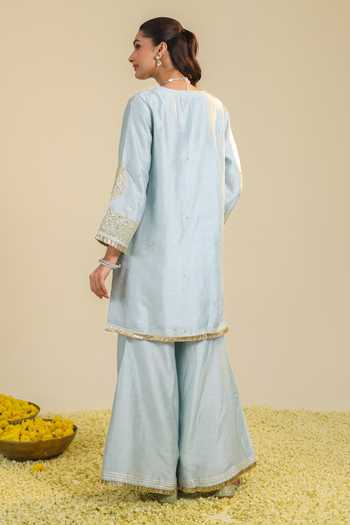 Roohbyridhimaa_Blue Silk, Organza V-neck, Yes Gulmarg Embroidered Kurta Palazzo Set _Online_at_Aza_Fashions