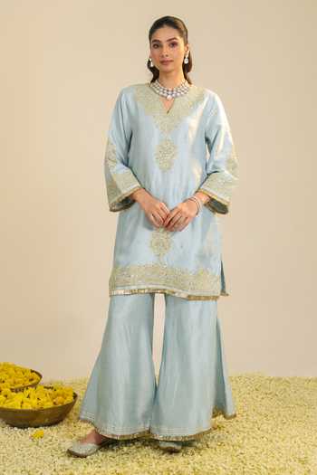 Buy_Roohbyridhimaa_Blue Silk, Organza V-neck, Yes Gulmarg Embroidered Kurta Palazzo Set _Online_at_Aza_Fashions