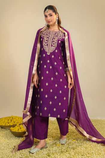 Shop_Roohbyridhimaa_Purple Silk, Organza, Viscose Round Neck, Yes Muktalif Embroidered Kurta Set 