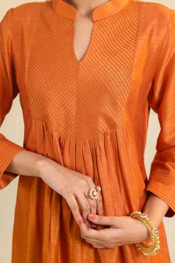 Roohbyridhimaa_Rust Silk, Organza, Viscose Mandarin Collar, Yes Gumaan Pintuck Kurta Set _Online