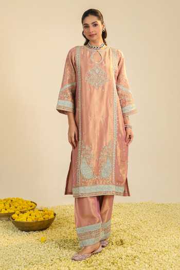 Shop_Roohbyridhimaa_Peach Tissue Keyhole Neck Pink Lamhe Embroidered Kurta Set _Online_at_Aza_Fashions
