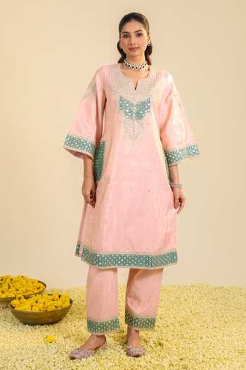 Buy_Roohbyridhimaa_Pink Silk, Chanderi, Tissue Split V-neck Akshi Embroidered Kurta Set 