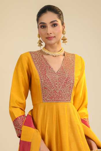Shop_Roohbyridhimaa_Orange Organza, Viscose V-neck Zardozi Embroidered Anarkali And Dupatta Set 