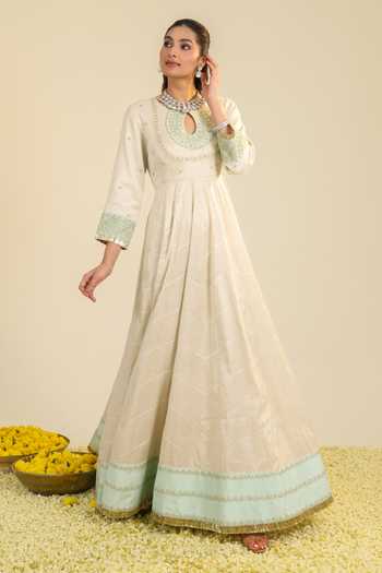 Buy_Roohbyridhimaa_Off White Organza, Tissue Shimmer Tarini Embroidered Anarkali With Dupatta 