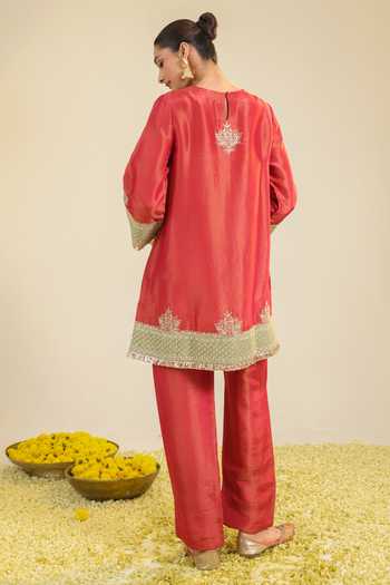 Roohbyridhimaa_Red Tissue Round Neck Divine Kurta Set _Online_at_Aza_Fashions