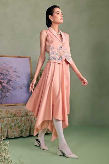 Surabhi Arya_Peach Cotton, Twill V-neck Applique Thread Work Top With Skirt _Online_at_Aza_Fashions