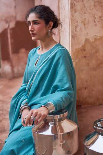Buy_Karaj Jaipur_Teal Kota Doria, Cotton Round Neck Embroidered Kurta Set _Online_at_Aza_Fashions