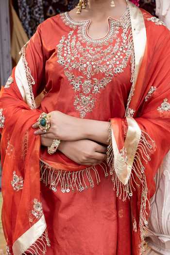Buy_Tarrz_Rust Silk, Organza Round Neck Hand Embroidered Pure Kurta Set _Online_at_Aza_Fashions