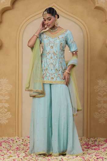 Nitisha Kashyap_Aqua Silk, Georgette, Net V-neck, Yes Reet Embroidered Kurta Set _Online_at_Aza_Fashions