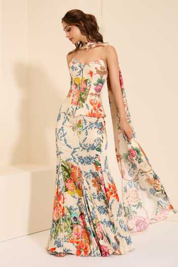 K&A By Karishma And Ashita_Multi Color Cotton Satin Sweetheart Neck Snow Veil Draped Skirt Set With Stole _at_Aza_Fashions